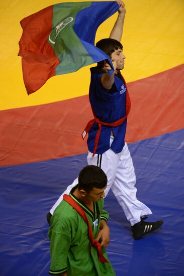 2013 Universiade. Belt wrestling. Day One