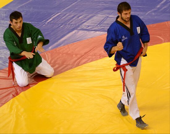 2013 Universiade. Belt wrestling. Day One