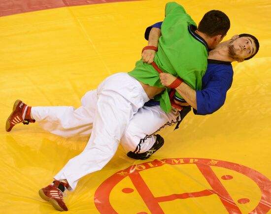 2013 Universiade. Belt wrestling. Day One