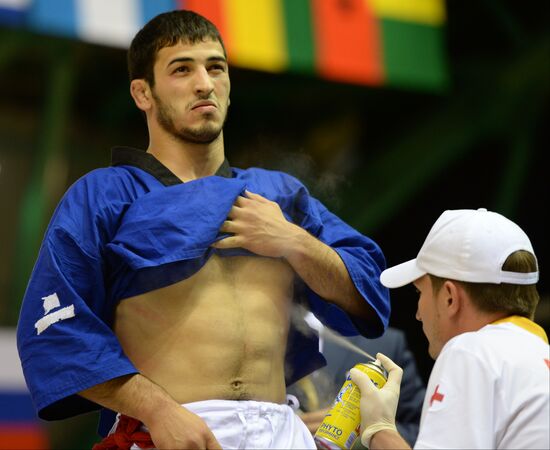 2013 Universiade. Belt wrestling. Day One