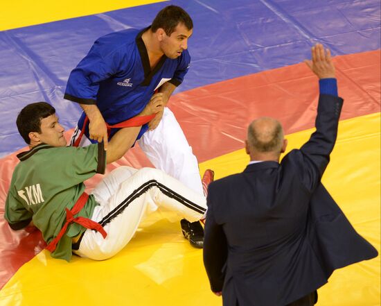 2013 Universiade. Belt wrestling. Day One