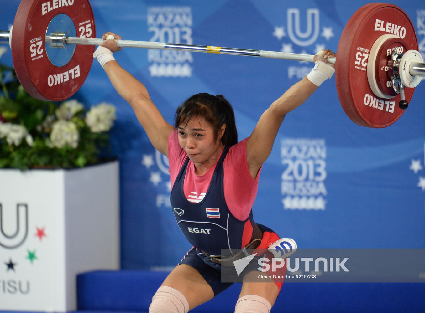 2013 Universiade. Weightlifting. Day One