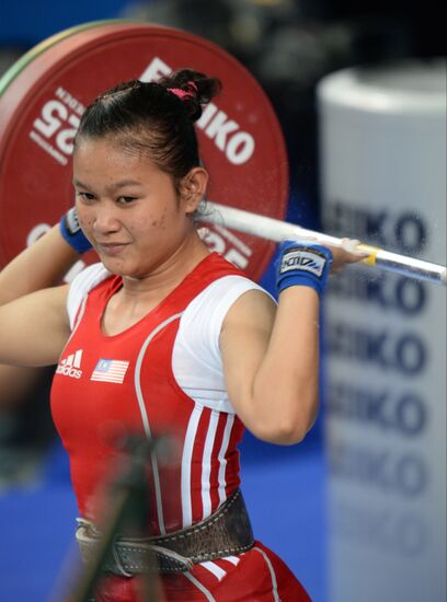 2013 Universiade. Weightlifting. Day One