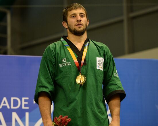 2013 Universiade. Belt wrestling. Day One