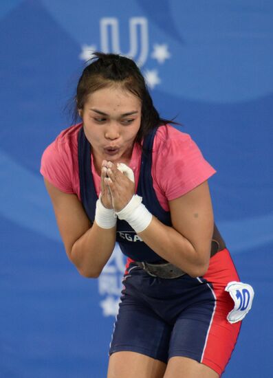 2013 Universiade. Weightlifting. Day One