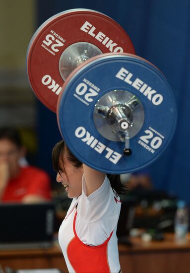 2013 Universiade. Weightlifting. Day One