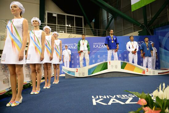 2013 Universiade. Belt wrestling. Day One