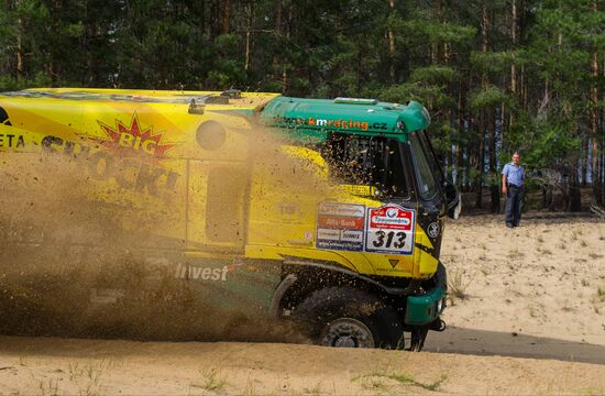 Motorsports. Silk Way Rally-Raid. First stage