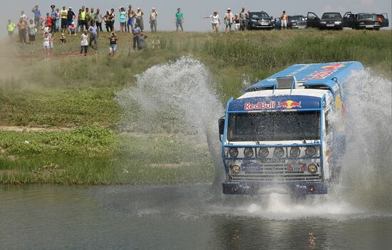 Motorsports. Silk Way Rally-Raid. First stage