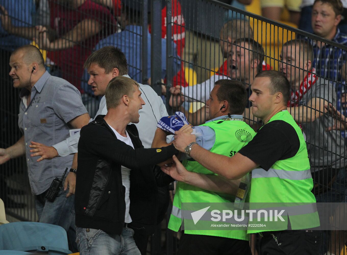 Football. United Tournament. Dynamo-Kiev vs. Spartak-Moscow
