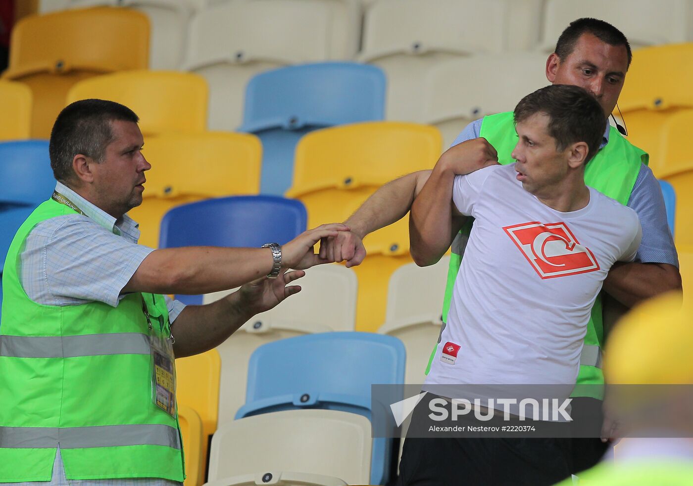 Football. United Tournament. Dynamo-Kiev vs. Spartak-Moscow