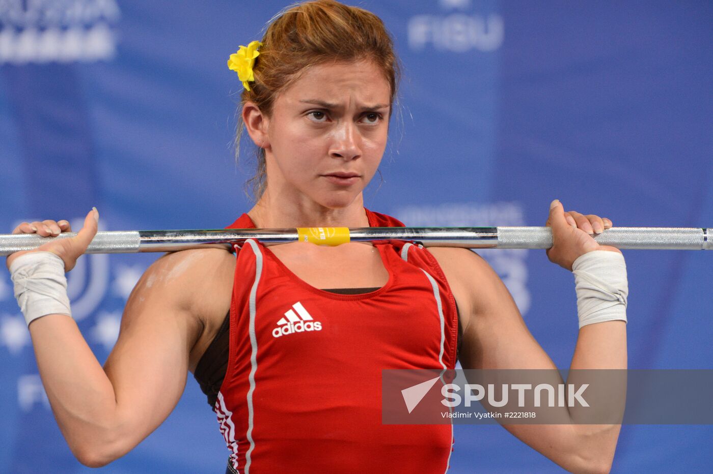 2013 Universiade. Weightlifting. Day One