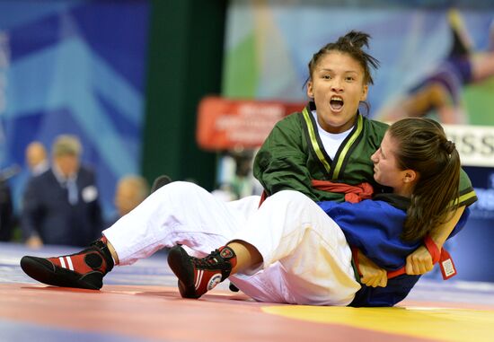2013 Universiade. Belt wrestling. Day Two