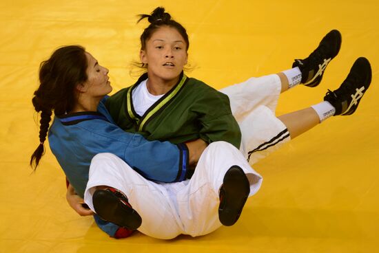 2013 Universiade. Belt wrestling. Day Two