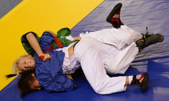 2013 Universiade. Belt wrestling. Day Two