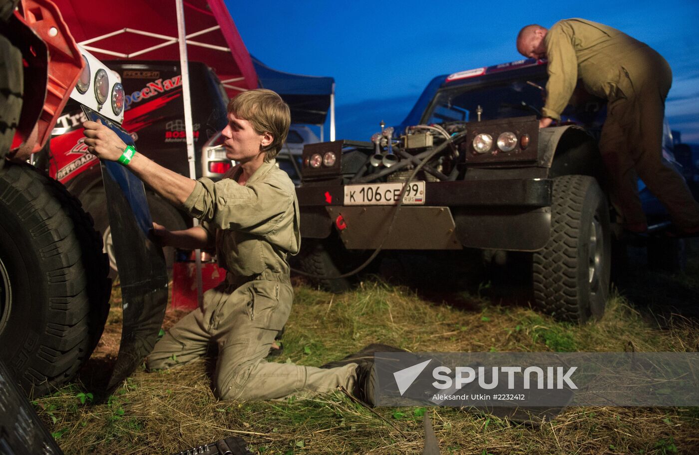 Motorsports. Silk Way Rally-Raid. First stage