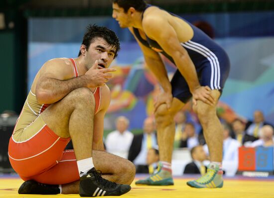 2013 Universiade. Day Six. Freestyle wrestling