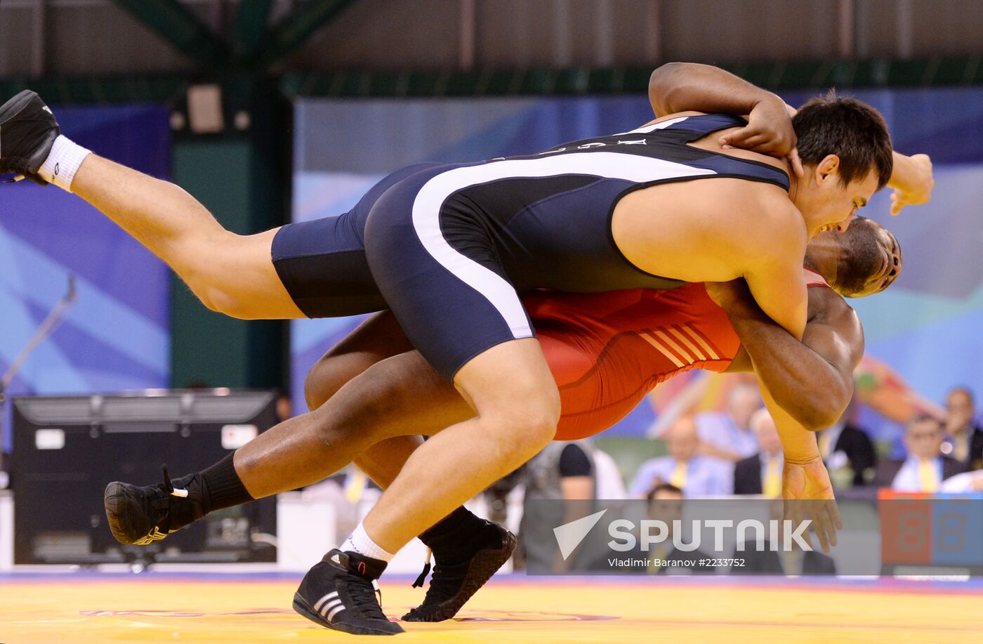 2013 Universiade. Day Six. Freestyle wrestling