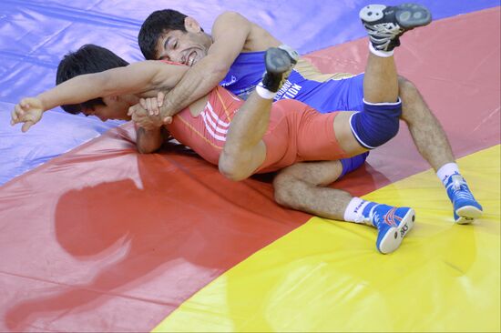 2013 Universiade. Day Six. Freestyle wrestling