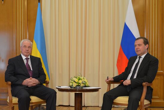 Dmitry Medvedev meets with Mykola Azarov