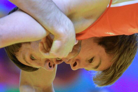 2013 Universiade. Day Seven. Freestyle wrestling