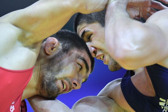 2013 Universiade. Day Seven. Freestyle wrestling