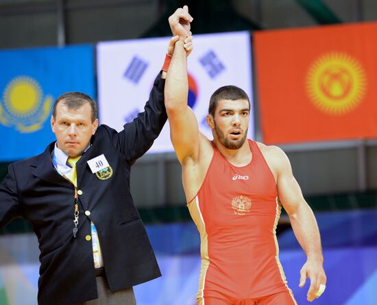 2013 Universiade. Day Seven. Freestyle wrestling