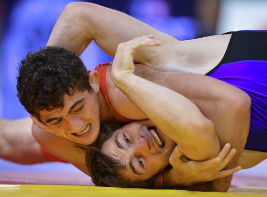 2013 Universiade. Day Seven. Freestyle wrestling