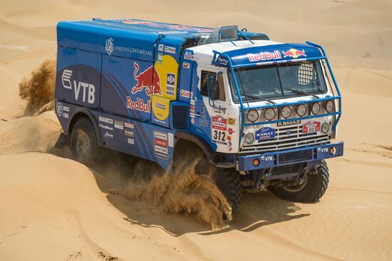 Auto sport. Silk Way Rally. Stage Four