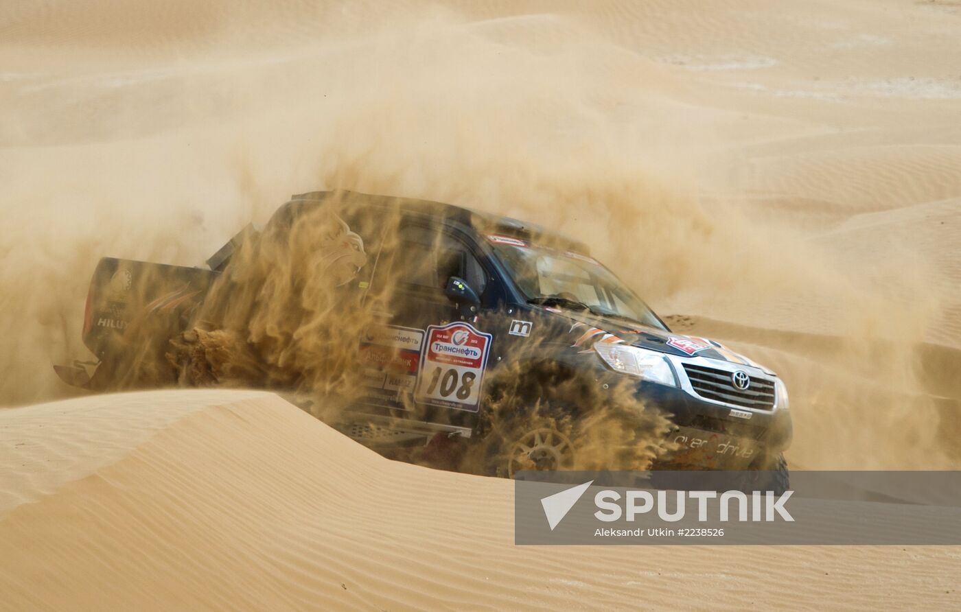 Auto sport. Silk Way Rally. Stage Four