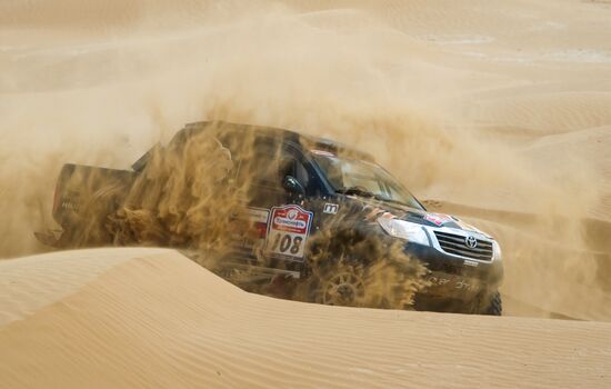 Auto sport. Silk Way Rally. Stage Four