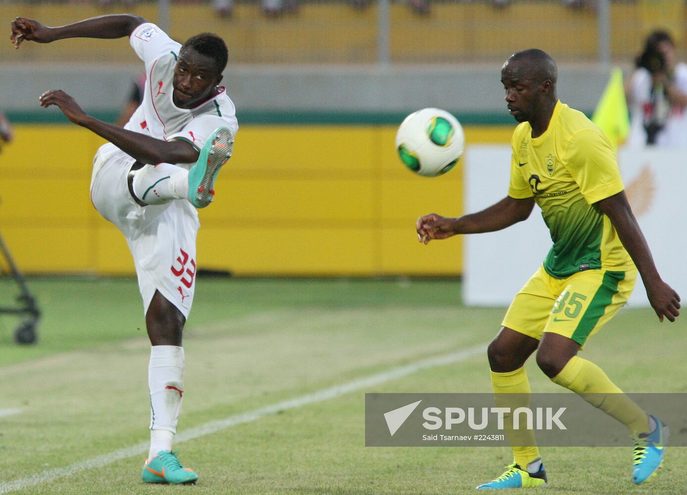 Football. Russian Premier League. Anji vs. Lokomotiv