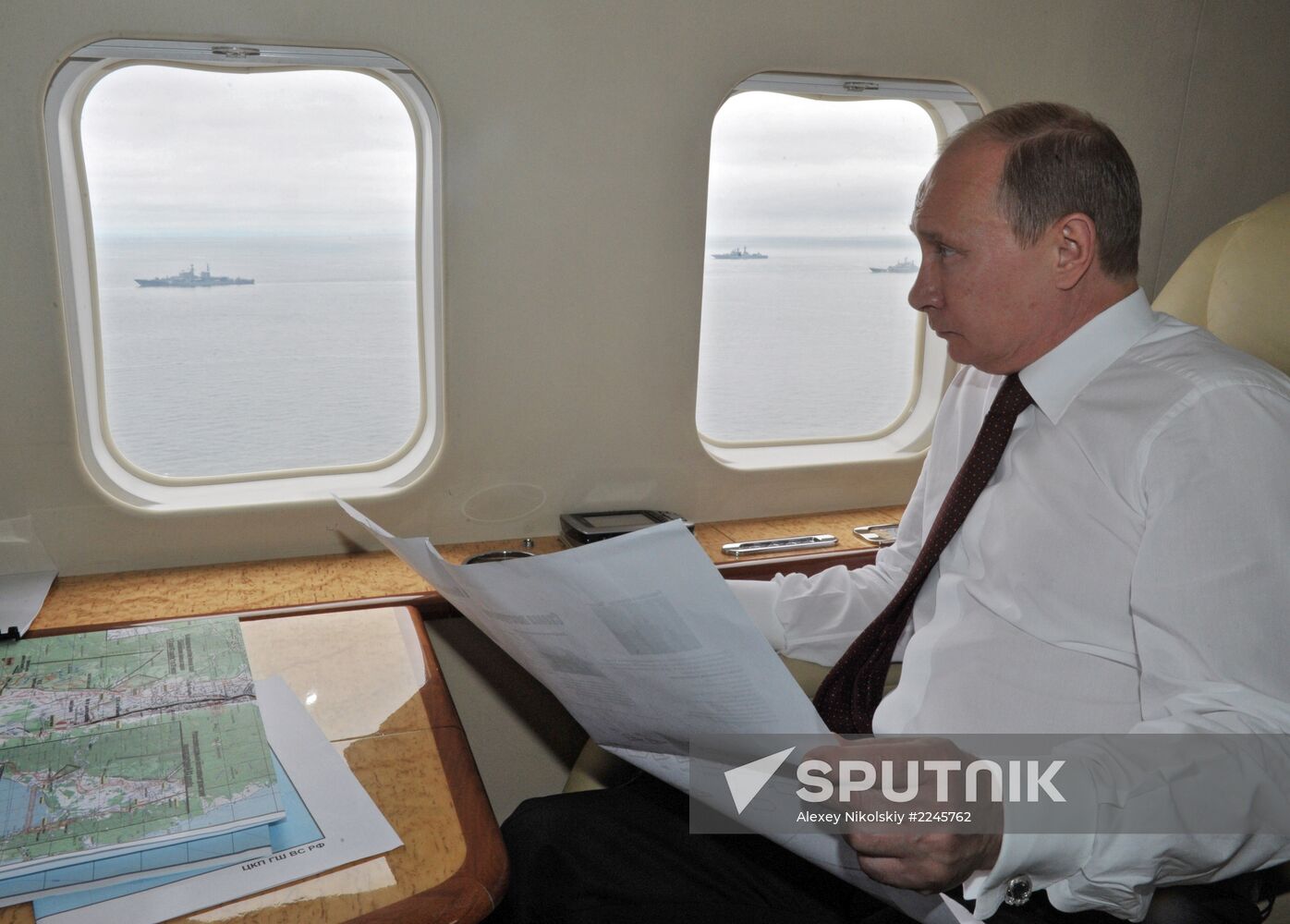 Putin oversees military drill in Eastern Military District
