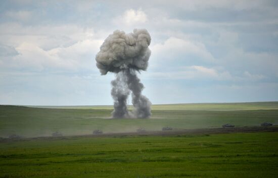 Vladimir Putin watches military exercise