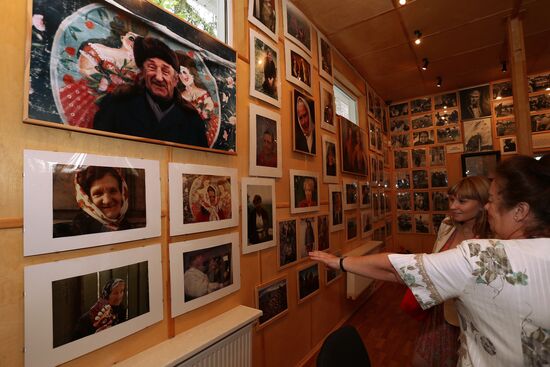 Poet Yevgeny Yevtushenko's 80th birthday celebrated in Moscow