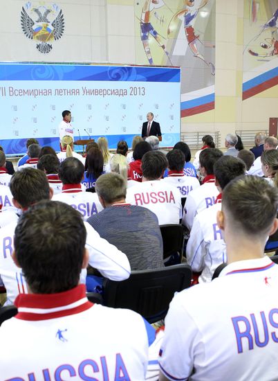 Vladimir Putin meets with medalists of 27th Universiade in Kazan