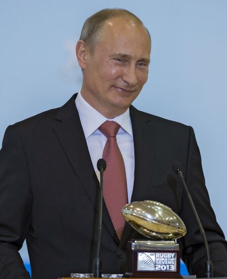 Vladimir Putin meets with medalists of 27th Universiade in Kazan
