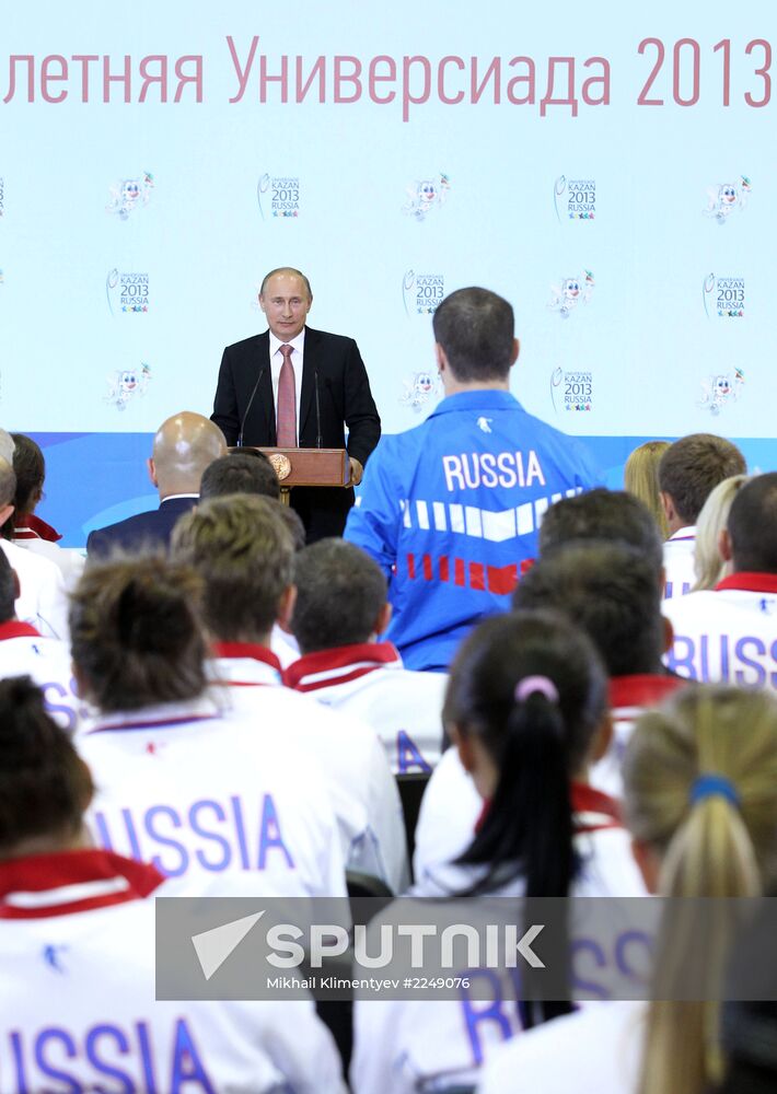 Vladimir Putin meets with medalists of 27th Universiade in Kazan