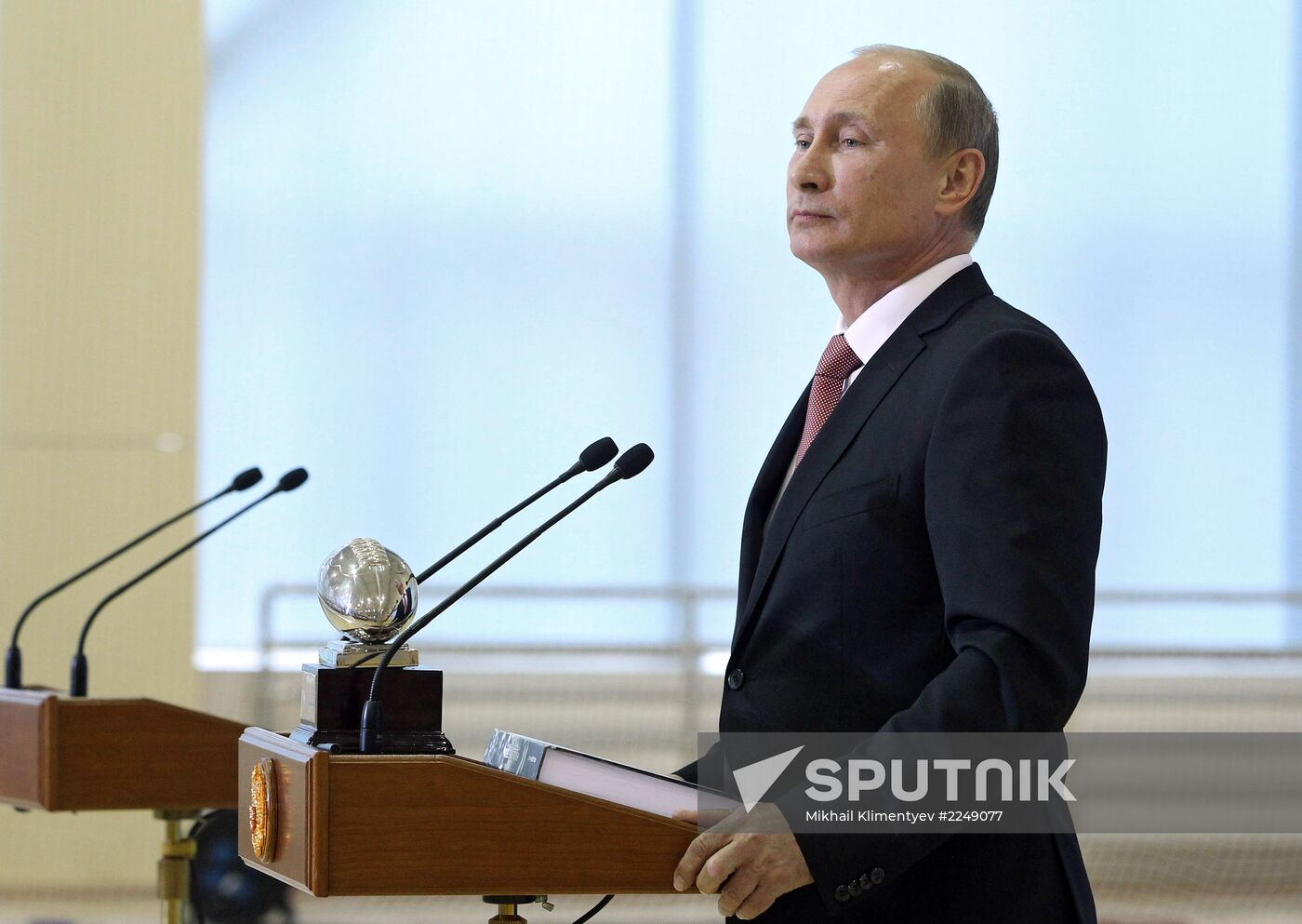 Vladimir Putin meets with medalists of 27th Universiade in Kazan