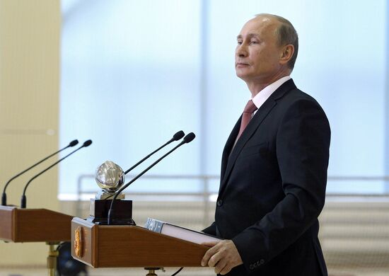 Vladimir Putin meets with medalists of 27th Universiade in Kazan