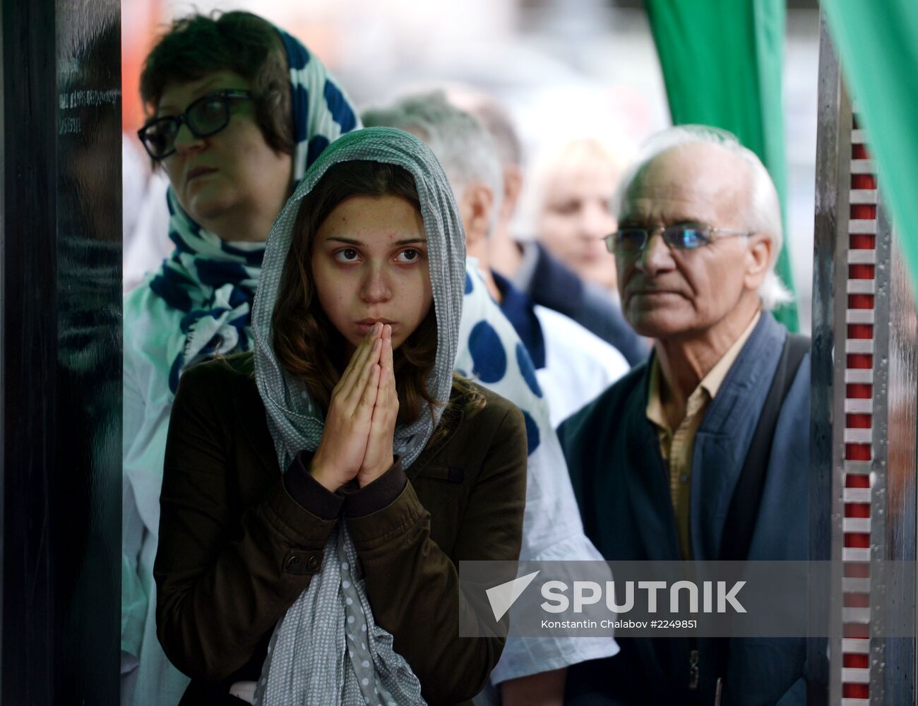 Pilgrims line up to see Cross of St. Andrew the First-Called