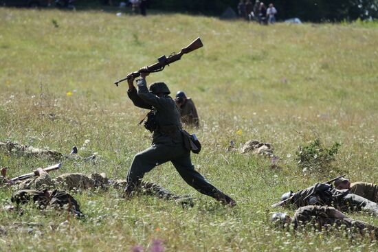 Honoring veterans of Waffen-SS Division Galichina in Ukraine