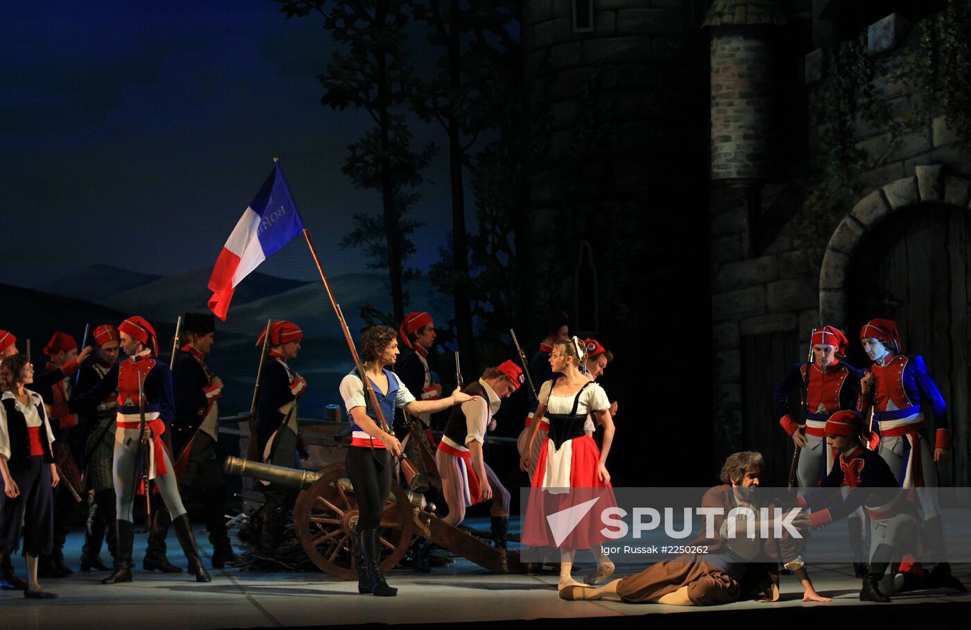 Dress rehearsal of ballet Flames of Paris