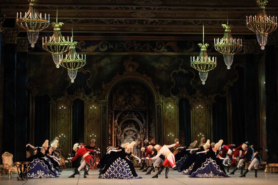 Dress rehearsal of ballet Flames of Paris