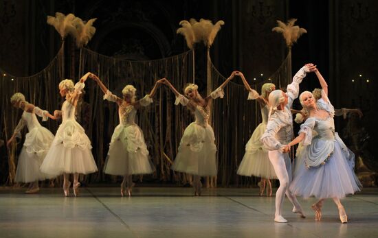 Dress rehearsal of ballet Flames of Paris