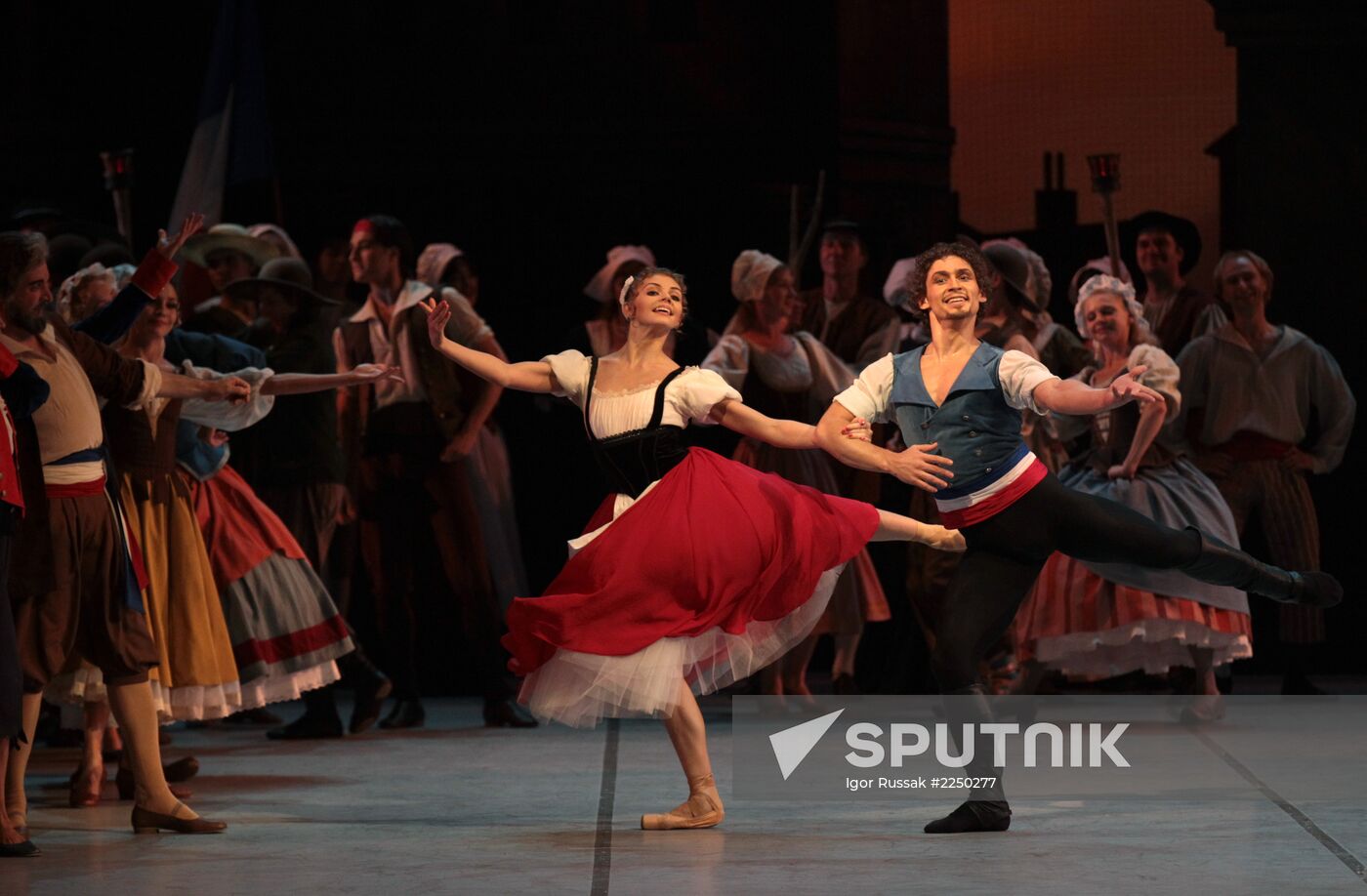 Dress rehearsal of ballet Flames of Paris