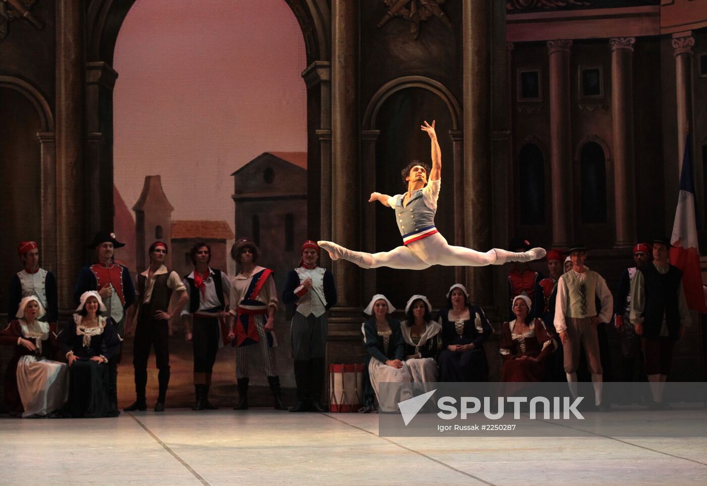Dress rehearsal of ballet Flames of Paris