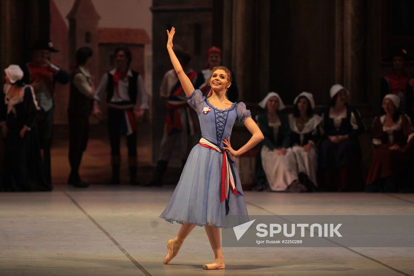 Dress rehearsal of ballet Flames of Paris