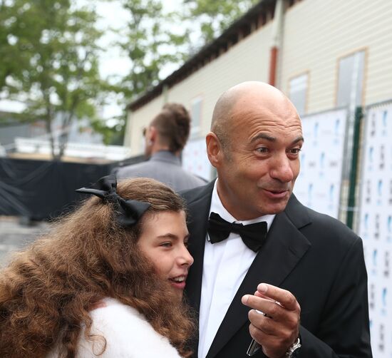 New Wave 2013 contest opens in Jurmala