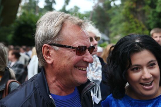 New Wave 2013 contest opens in Jurmala